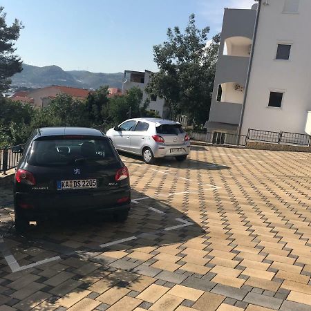 Apartments Filip Трогир Экстерьер фото