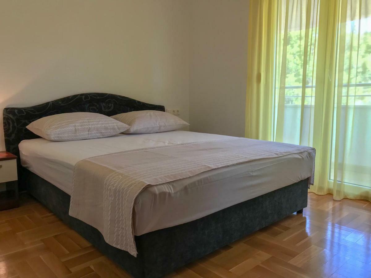 Apartments Filip Трогир Экстерьер фото